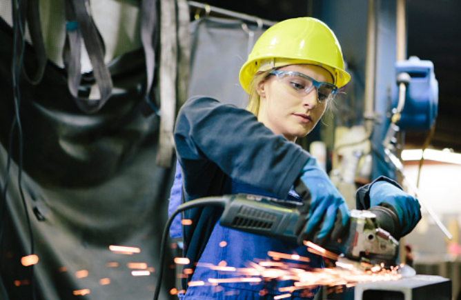 women welder